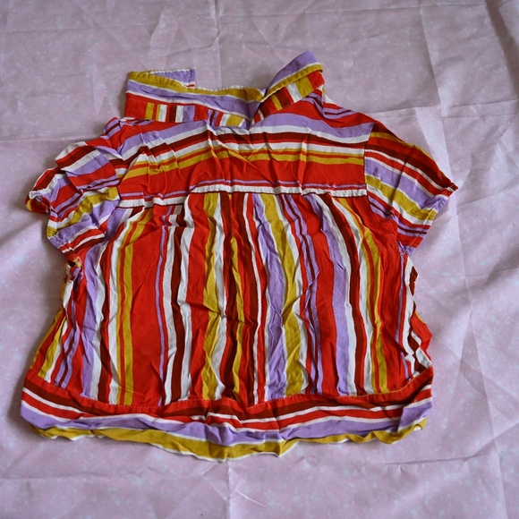 Forever 21 Button-Front Collared Crop Top – Size M - Picture 2 of 3